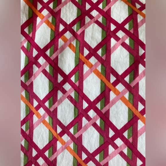 Madison Studio Aline Dress V cut neck size 6 - Picture 6 of 6